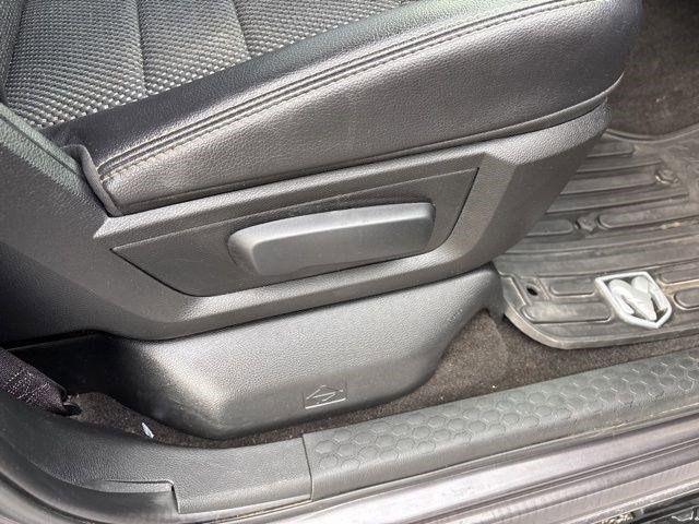 RAM 1500 Sport Crew Cab SWB 4WD 2017