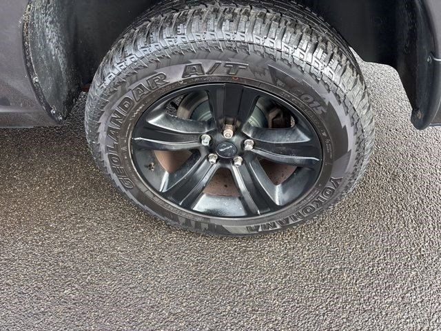 RAM 1500 Sport Crew Cab SWB 4WD 2017