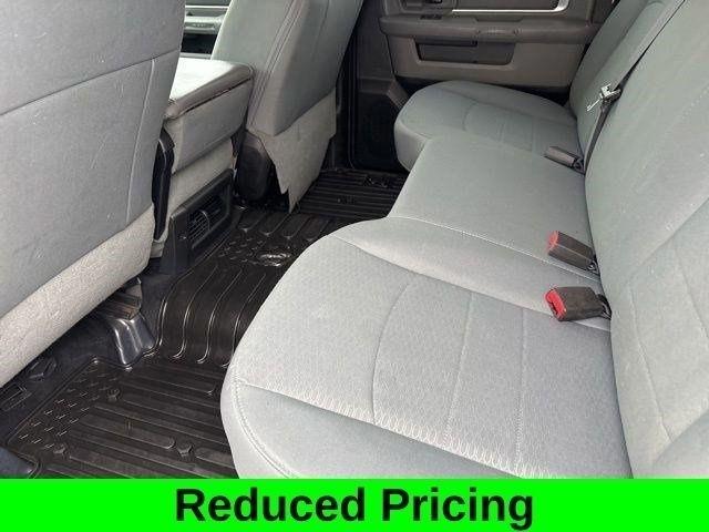 RAM 1500 SLT Crew Cab 4WD 2017