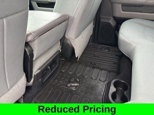 RAM 1500 SLT Crew Cab 4WD 2017