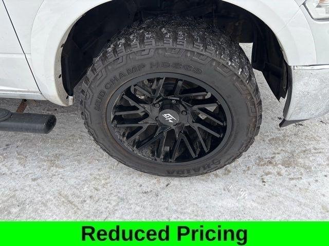 RAM 1500 SLT Crew Cab 4WD 2017