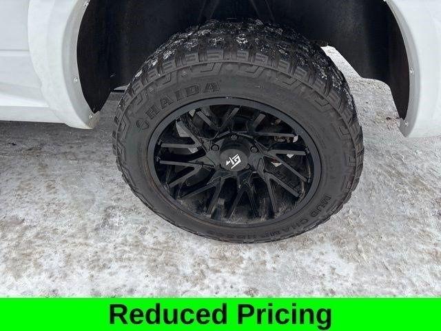 RAM 1500 SLT Crew Cab 4WD 2017