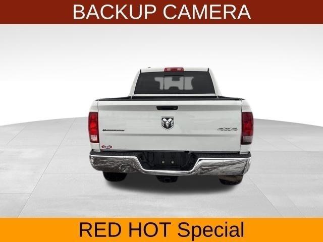 RAM 1500 SLT Crew Cab 4WD 2017