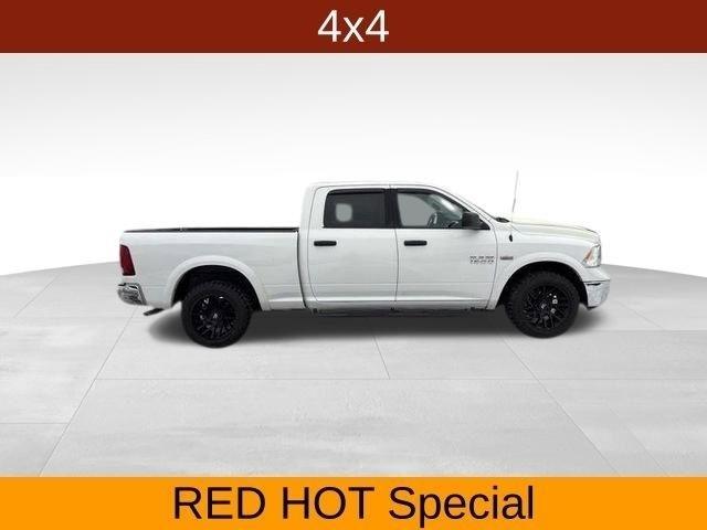 RAM 1500 SLT Crew Cab 4WD 2017