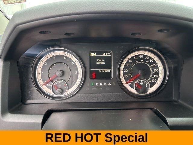 RAM 1500 SLT Crew Cab 4WD 2017