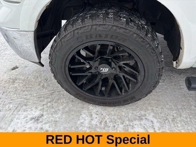 RAM 1500 SLT Crew Cab 4WD 2017