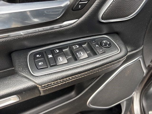 RAM 1500 Laramie Crew Cab 4WD 2020