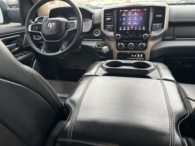 RAM 1500 Laramie Crew Cab 4WD 2020