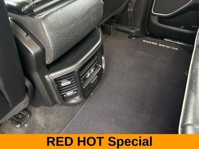 RAM 1500 Laramie Crew Cab 4WD 2020