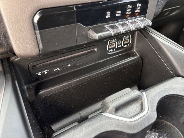 RAM 1500 Rebel Crew Cab 4WD 2019