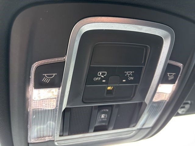 RAM 1500 Rebel Crew Cab 4WD 2019