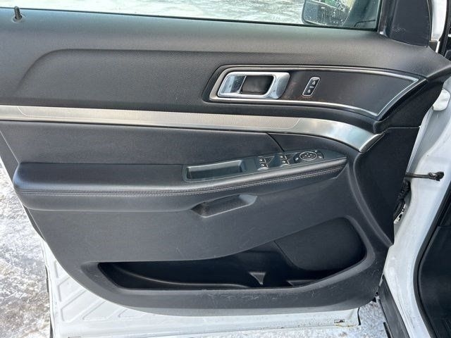 Ford Explorer XLT 4WD 2018