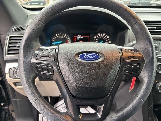 Ford Explorer Base 4WD 2018