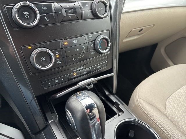 Ford Explorer Base 4WD 2018