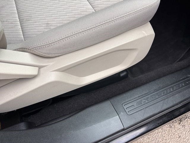 Ford Explorer Base 4WD 2018