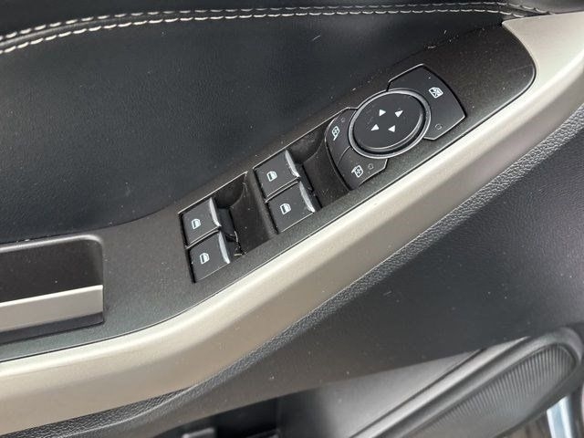 Ford Explorer XLT AWD 2022