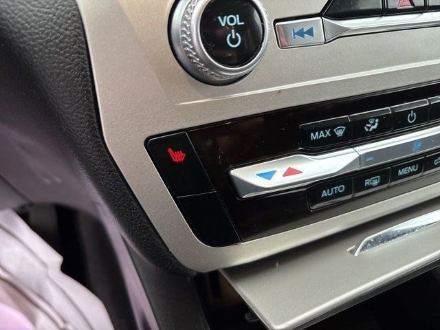 Ford Explorer XLT AWD 2022