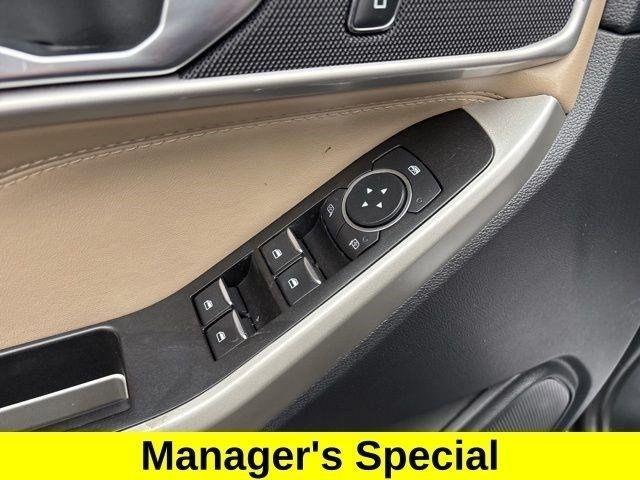 Ford Explorer XLT 4WD 2022