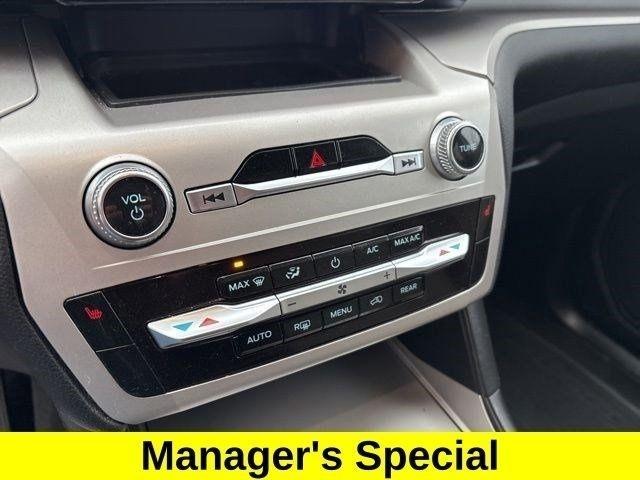 Ford Explorer XLT 4WD 2022