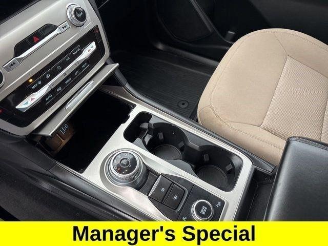 Ford Explorer XLT 4WD 2022