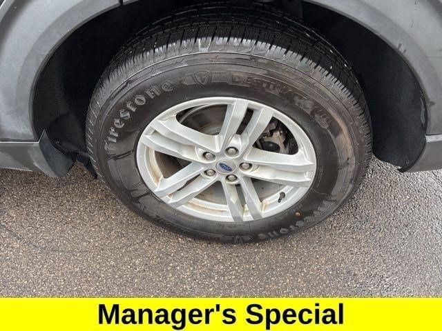 Ford Explorer XLT 4WD 2022