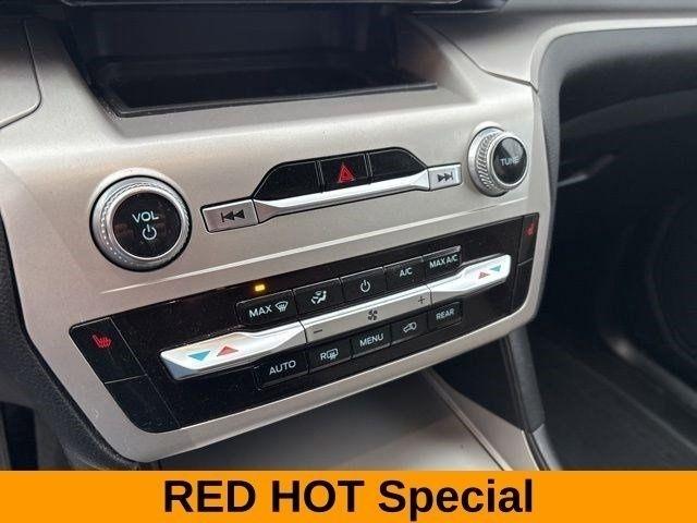 Ford Explorer XLT 4WD 2022