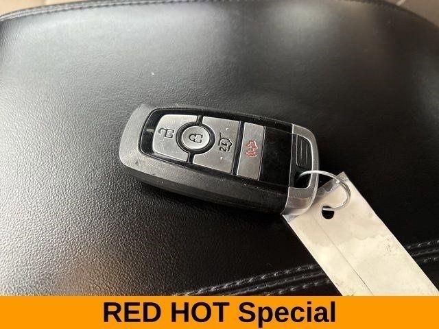 Ford Explorer XLT 4WD 2022