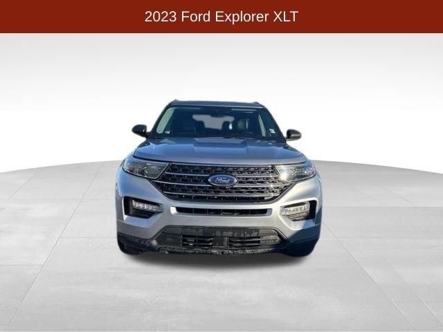 Ford Explorer XLT 2023
