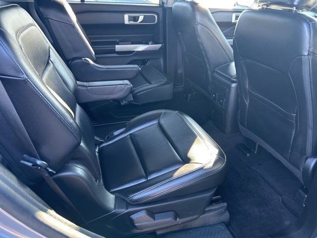 Ford Explorer XLT 2023