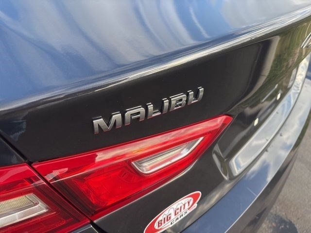 Chevrolet Malibu  2023