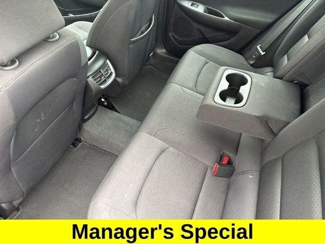 Chevrolet Malibu  2023