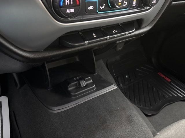 GMC Sierra 1500 SLE Crew Cab Long Box 4WD 2018