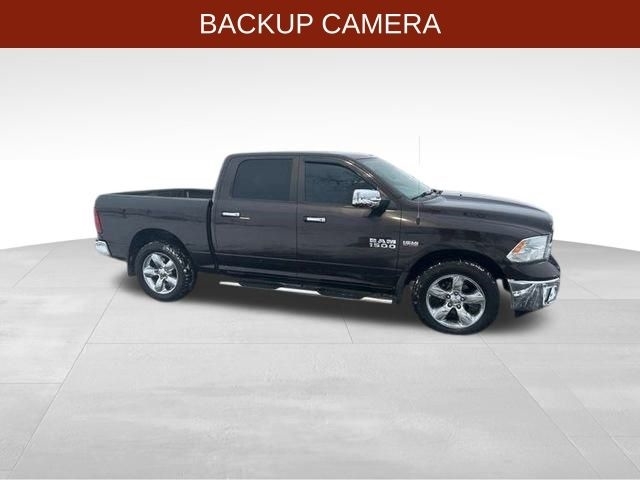RAM 1500 SLT Crew Cab SWB 4WD 2017