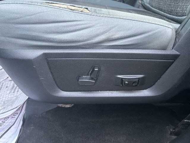 RAM 1500 SLT Crew Cab SWB 4WD 2017