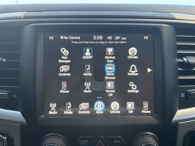 RAM 1500 SLT Crew Cab SWB 4WD 2017