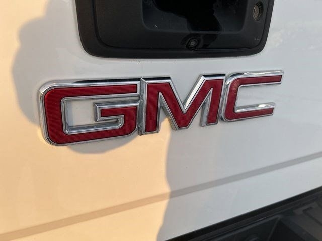 GMC Sierra 1500 Base Double Cab 4WD 2016