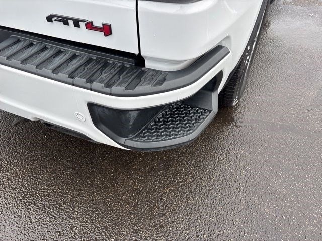 GMC Sierra 1500 AT4 Crew Cab Long Box 4WD 2020