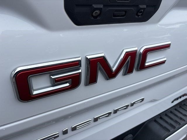 GMC Sierra 1500 AT4 Crew Cab Long Box 4WD 2020