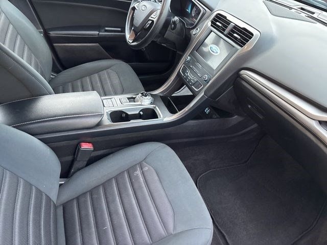 Ford Fusion Hybrid SE 2019