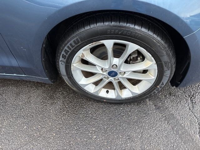 Ford Fusion Hybrid SE 2019