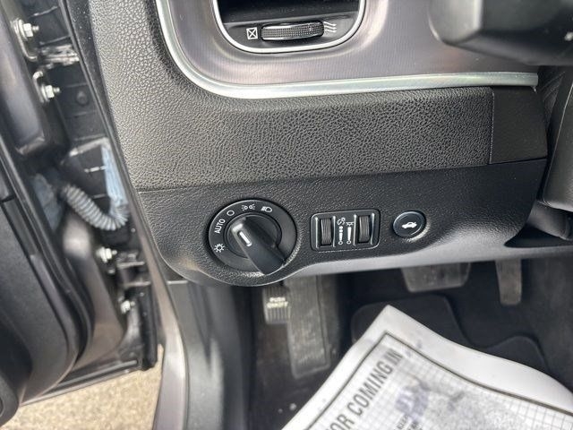 Dodge Charger SXT 2021