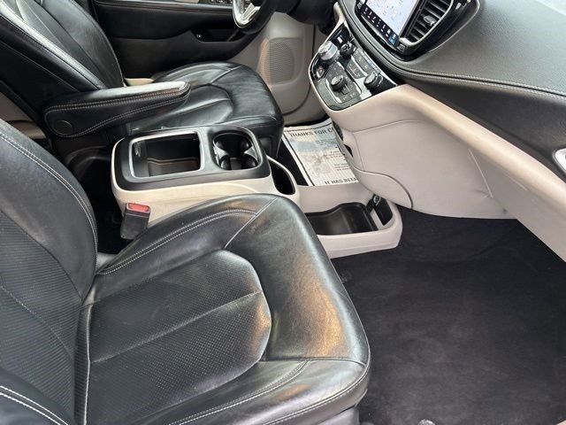 Chrysler Pacifica Hybrid Touring L 2022