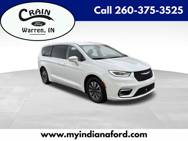 2022 Chrysler Pacifica Hybrid Touring L