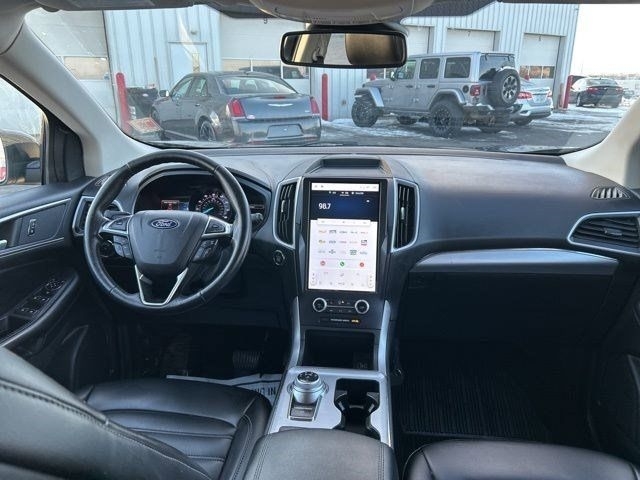 Ford Edge SEL AWD 2022