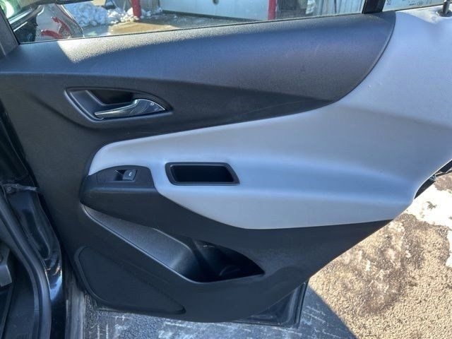 Chevrolet Equinox LS AWD 2022