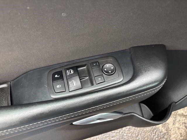 Dodge Challenger SXT 2022