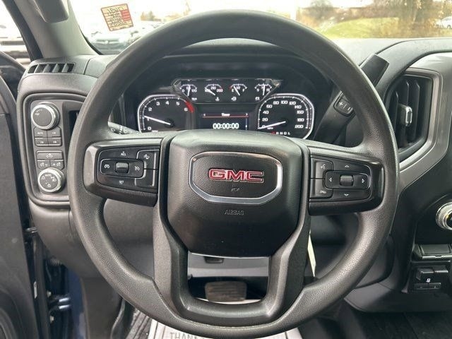 GMC Sierra 1500 Base Crew Cab 4WD 2021