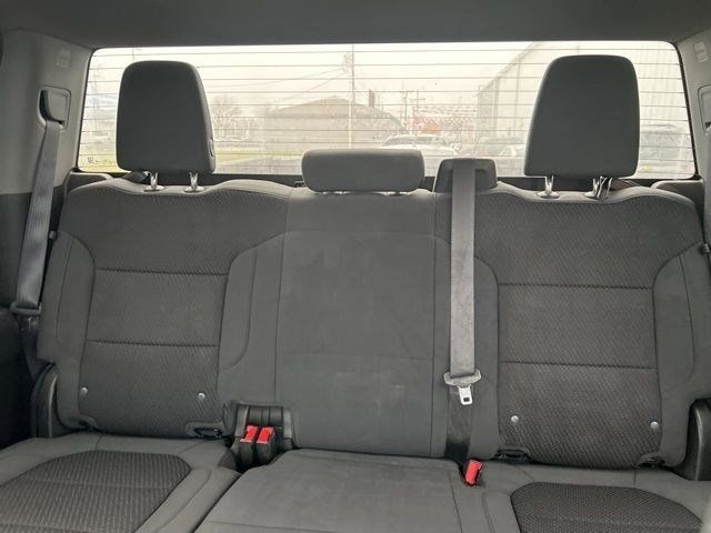 GMC Sierra 1500 Base Crew Cab 4WD 2021