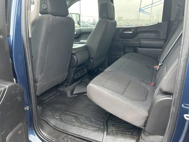 GMC Sierra 1500 Base Crew Cab 4WD 2021