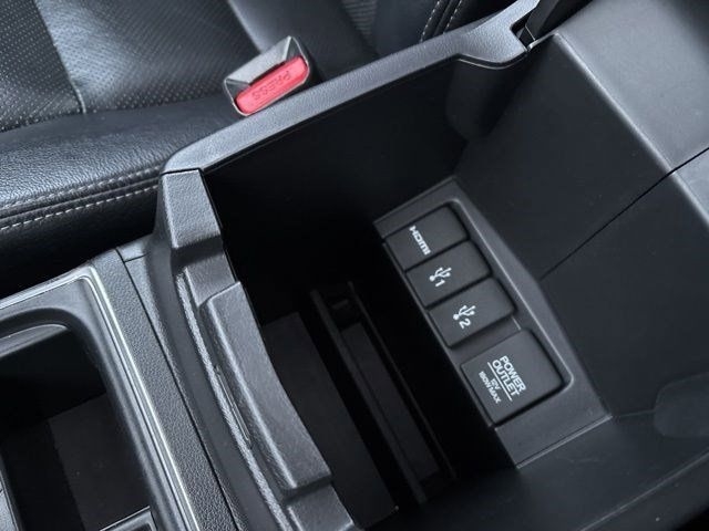 Honda CR-V Touring 2WD 2016